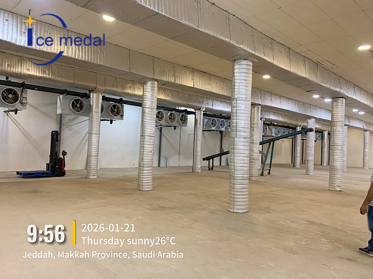 即便厂址较偏远、客户的冷库相对简陋，Icemedal 设备也能完美配套。.png